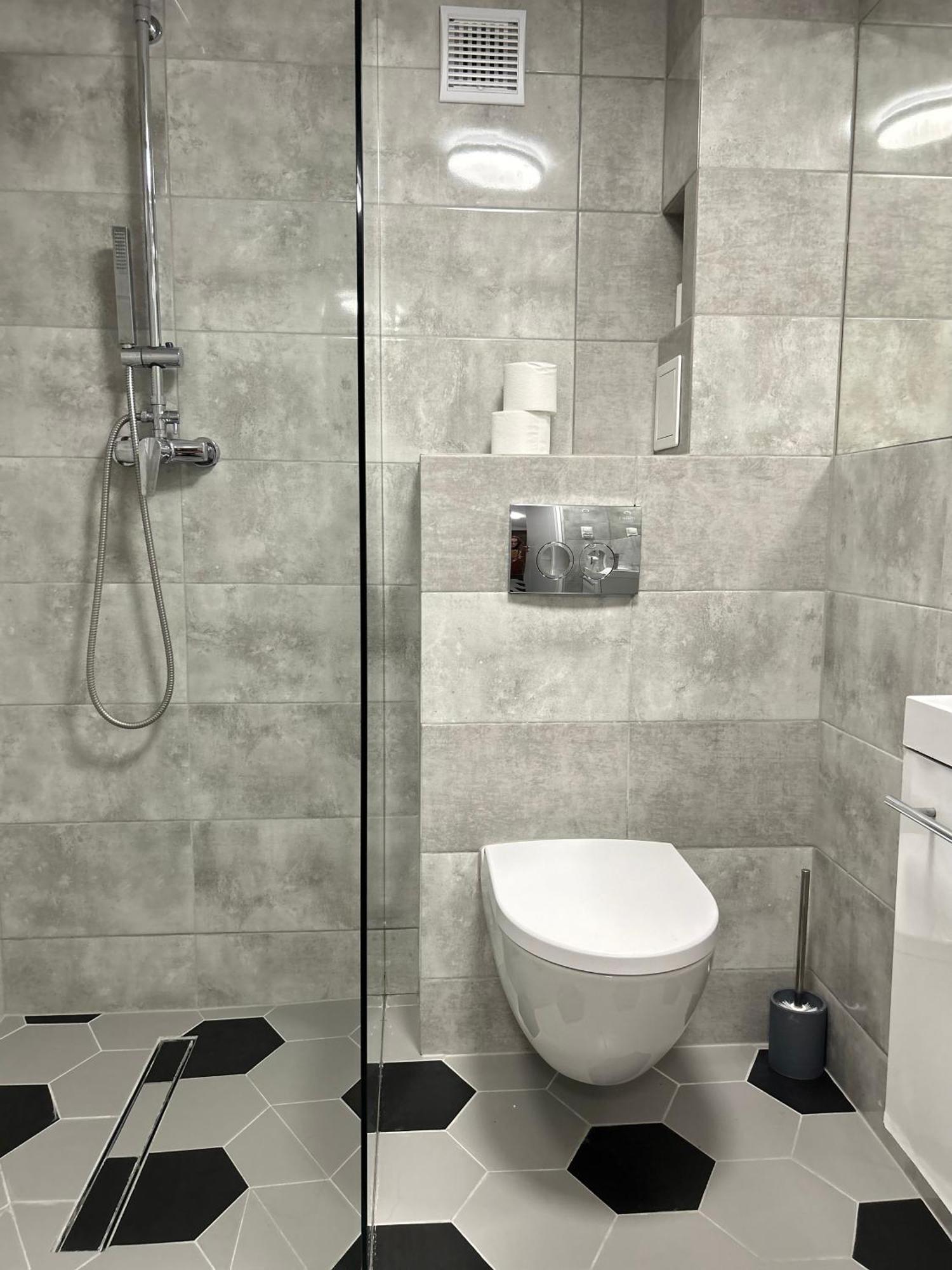 One Bed Apartment In Central Sopot Buitenkant foto
